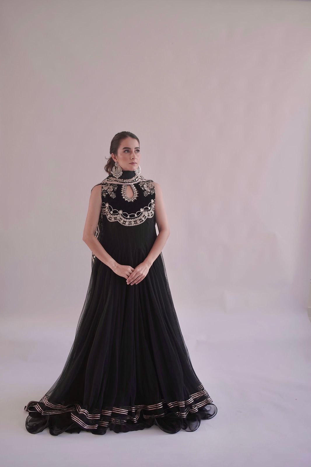 Rania Roses Peshwas