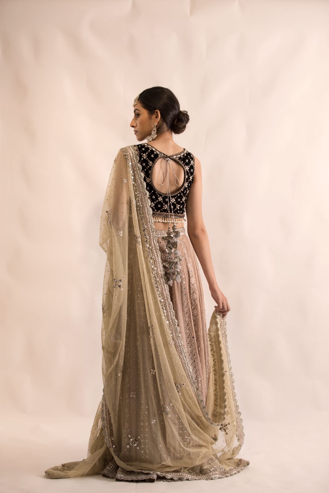 Aria Chikankari Lehenga