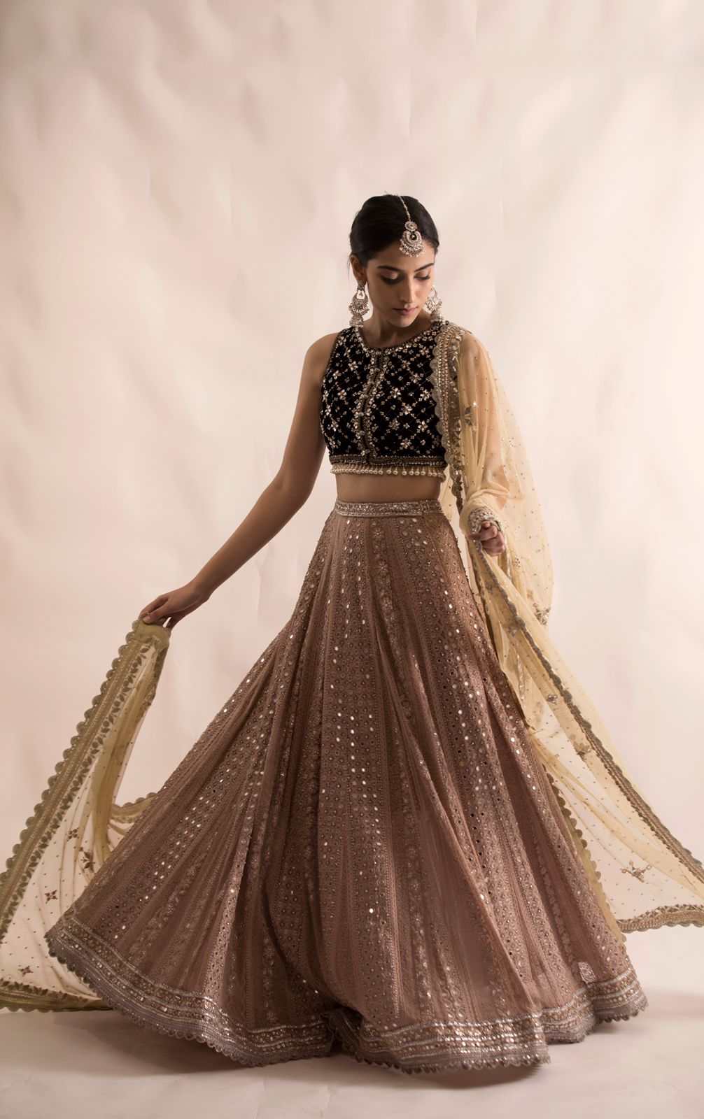 Aria Chikankari Lehenga