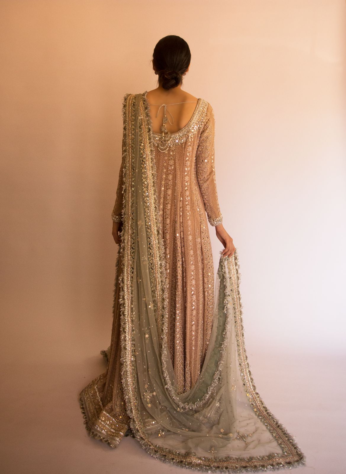 Dusky Pink Chikankari Kalidaar