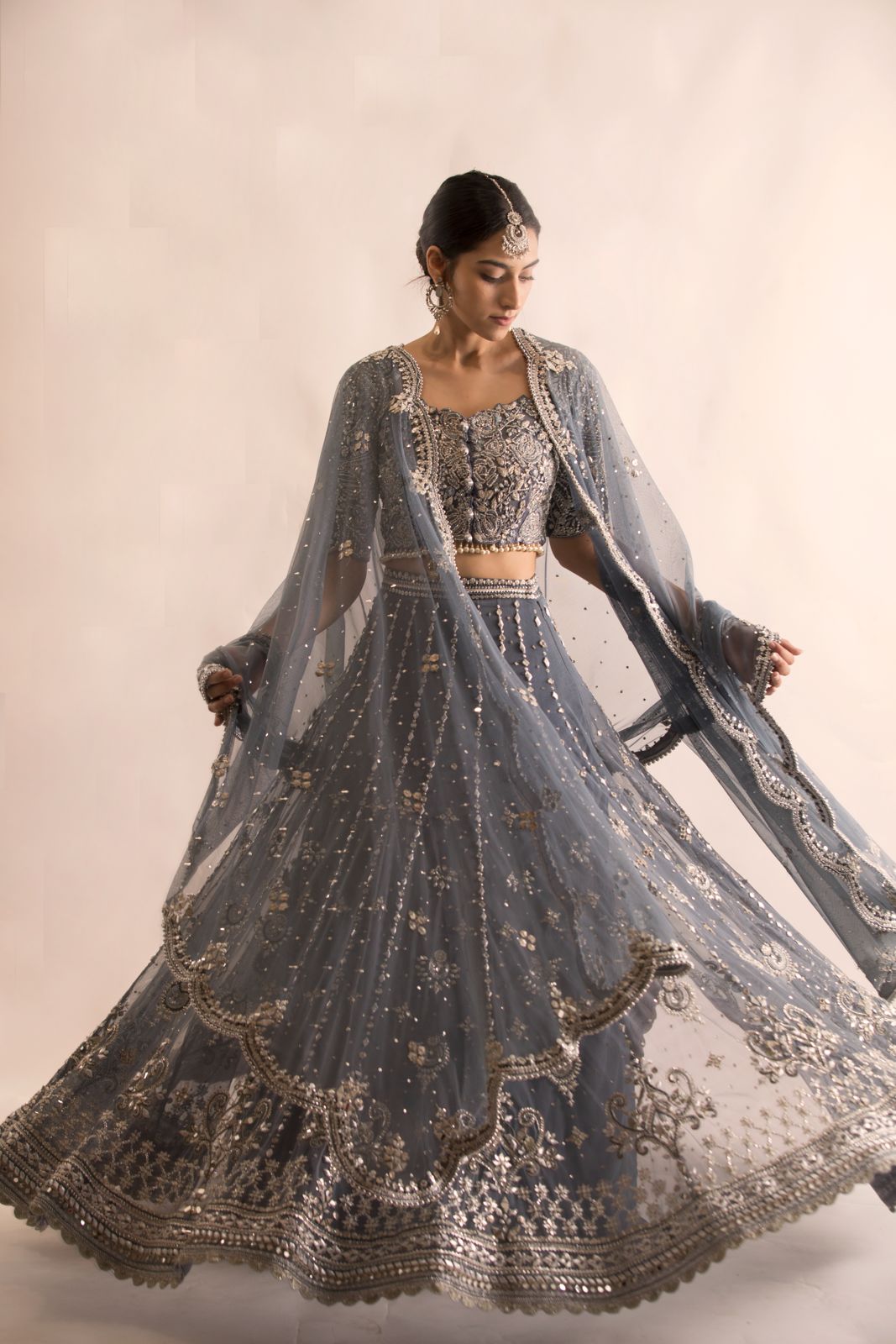 Dania Lehenga